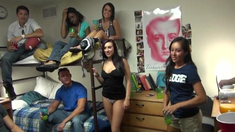 College Students Have - College students having fun - College Sex Tapes